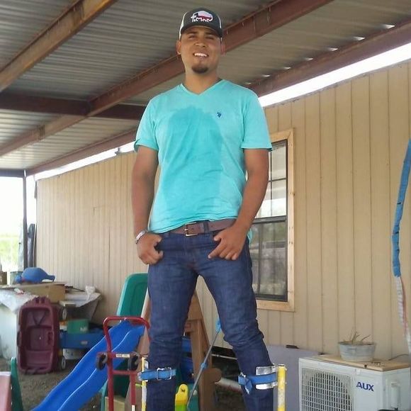 Meet your Posher, Javier - Picture 1 of 1